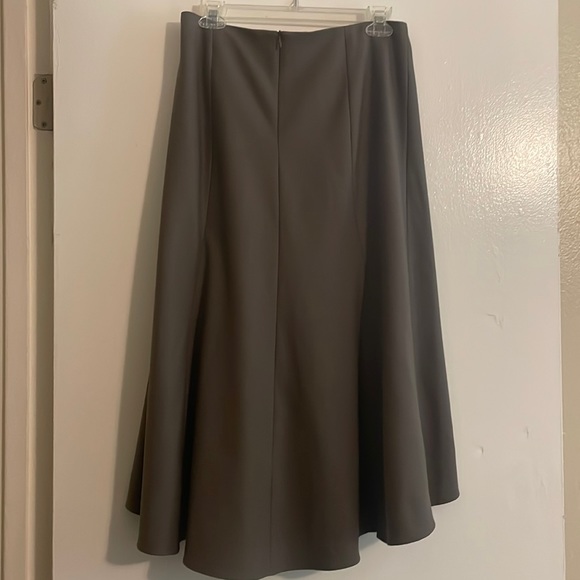 💎EUC! The Melrose Skirt in Mink - Picture 5 of 5